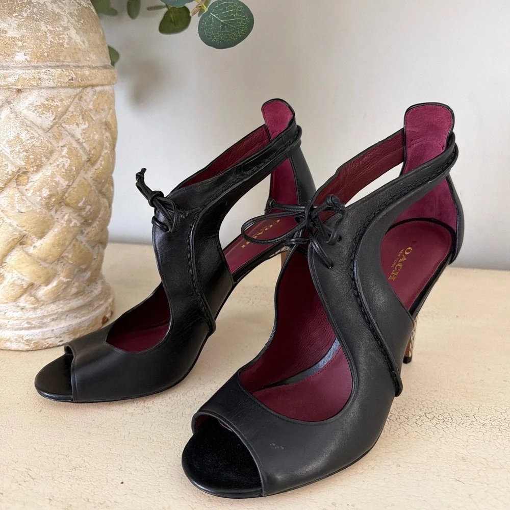 Coach Women Sz 9.5 B Black Leather Peep Toe Cutout Pumps Snakeskin Stiletto Heel